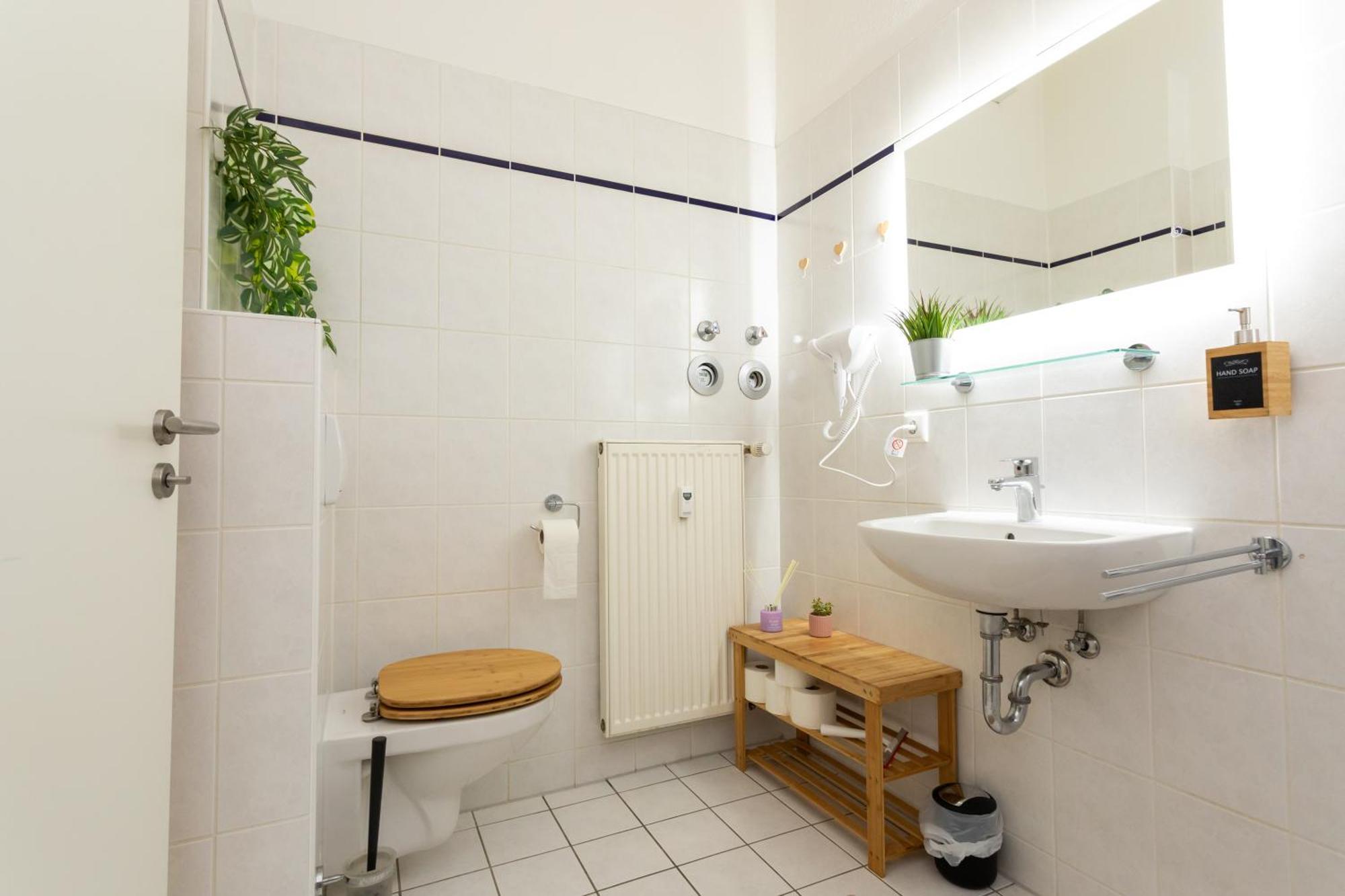 Fullhouse - Halle - Paulus Apartment - Nespresso Екстериор снимка